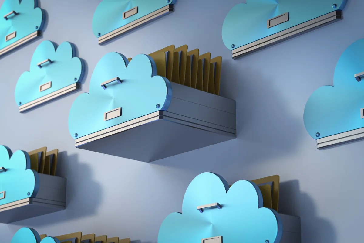 Azure Virtual Desktop vs Traditional Desktop